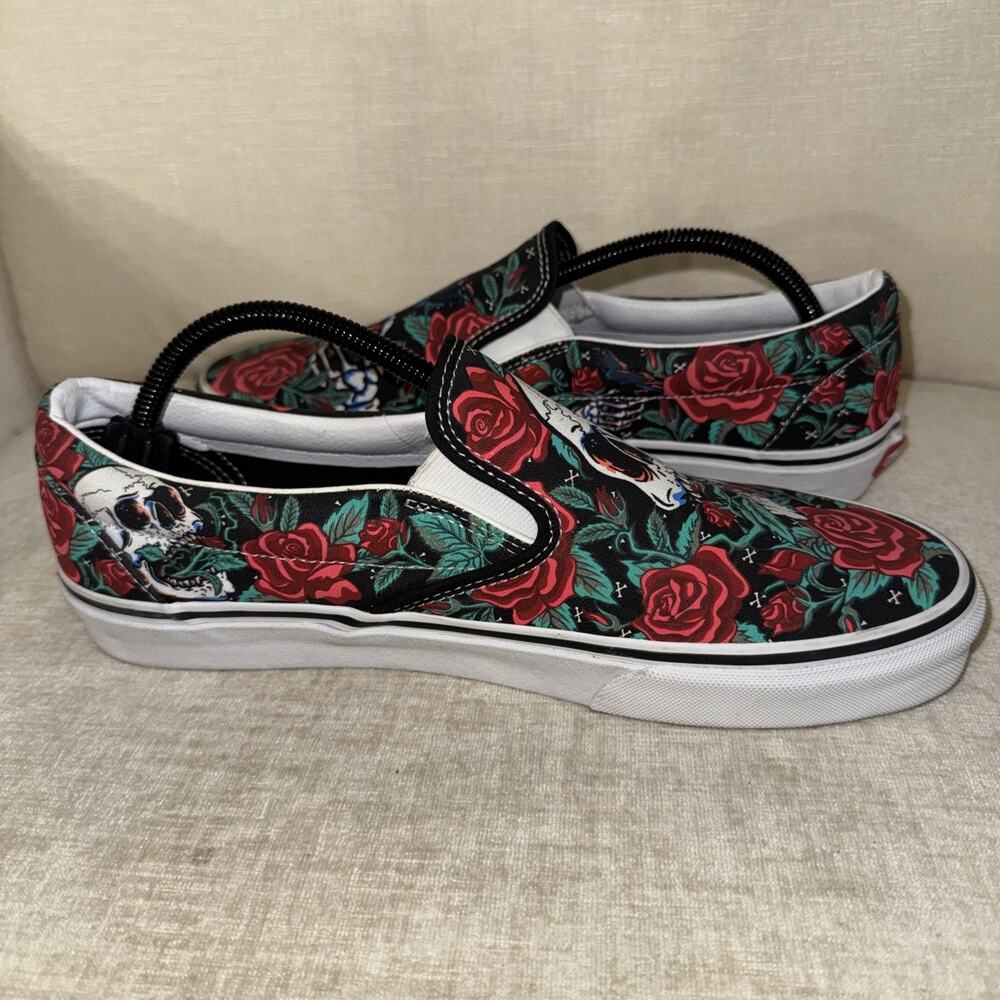 Vans Classic Slip-on Rose Skull Black/true White Men’s 10.5 - Picture 4 of 8